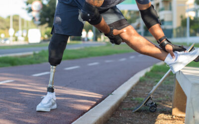 De la jambe de bois au genoux électronique : l’histoire de la prothèse de jambe.